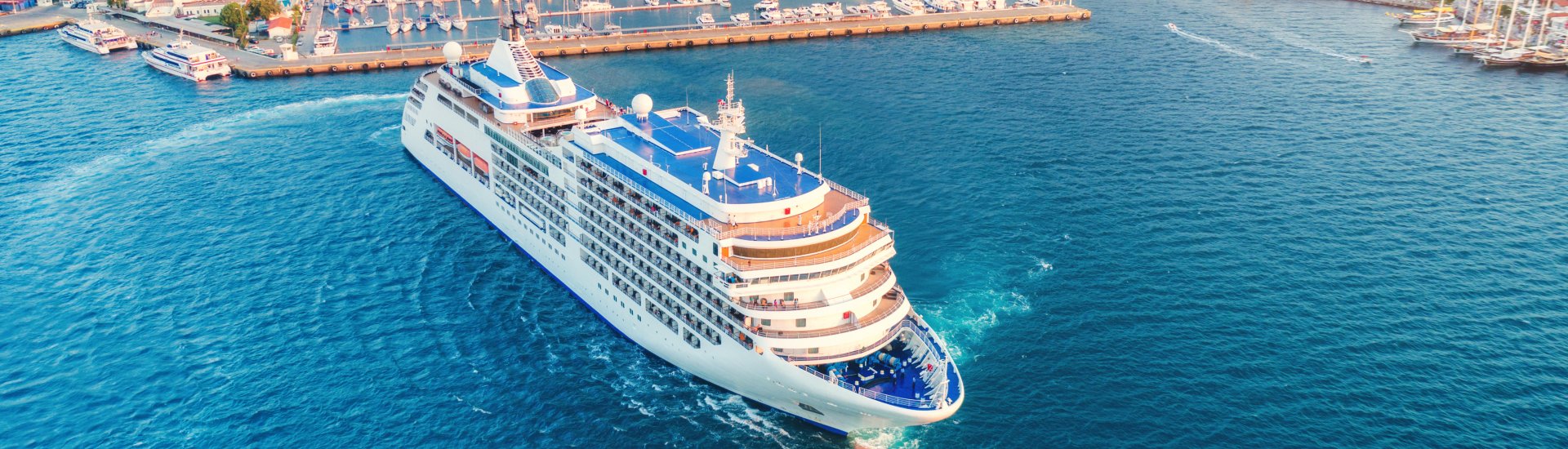 Cruise Holiday Warriors