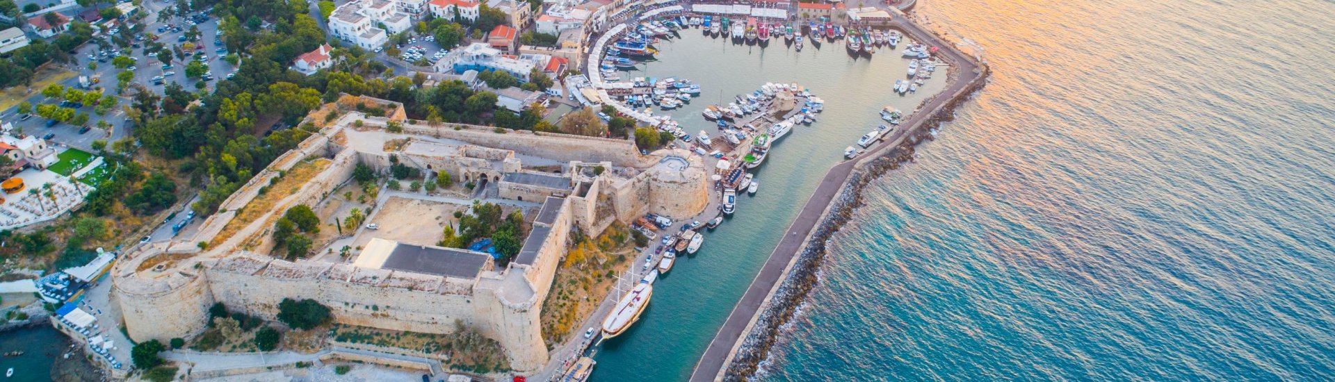 kyrenia-harbour-holiday-warriors